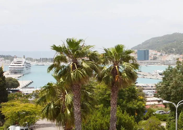 Butterfly With Sea View Apartment *