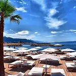 Apartament Butterfly With Sea View *