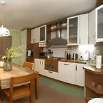Butterfly With Sea View Apartament