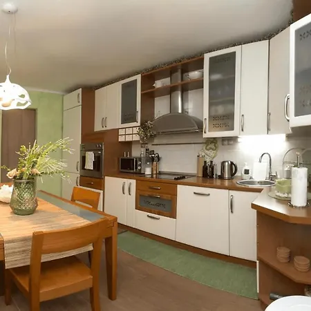 Butterfly With Sea View Apartman
