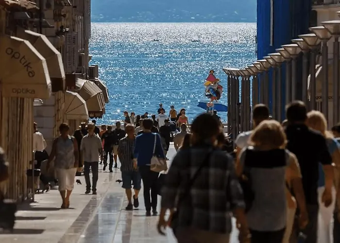 Апартаменты Butterfly With Sea View