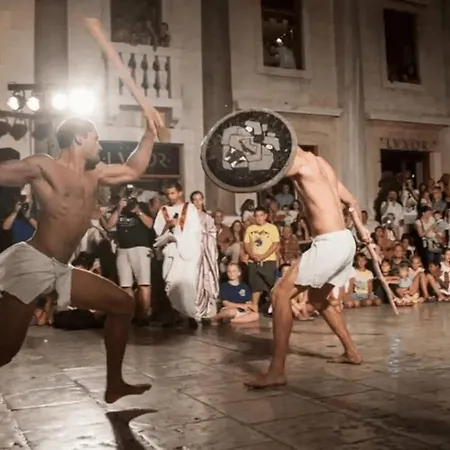 Butterfly With Sea View Apartmán