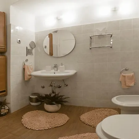 Butterfly With Sea View Apartmán